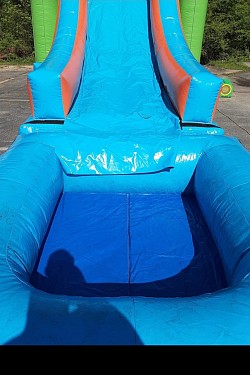 Castle Combo {C} Wet/Dry Slide w/Pool cont'd